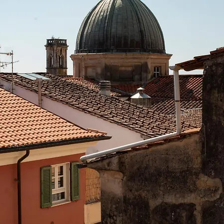 Casa Allegra - Luxury In The Centre Of * Pietrasanta